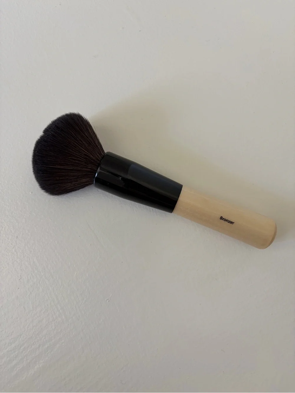 Bobbi Brown Beige Handle 3-Piece Makeup Brush Set with Black Ferrules